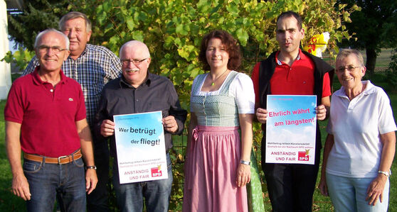 v.l. Harry Büttner, Franz Bayer, Josef Eisenhut, Ruth Müller, MdL, Ortsvorsitzender Johannes Faden und Irene Ilgmeier